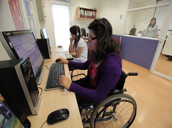 personas-con-discapacidad-trabajando-1