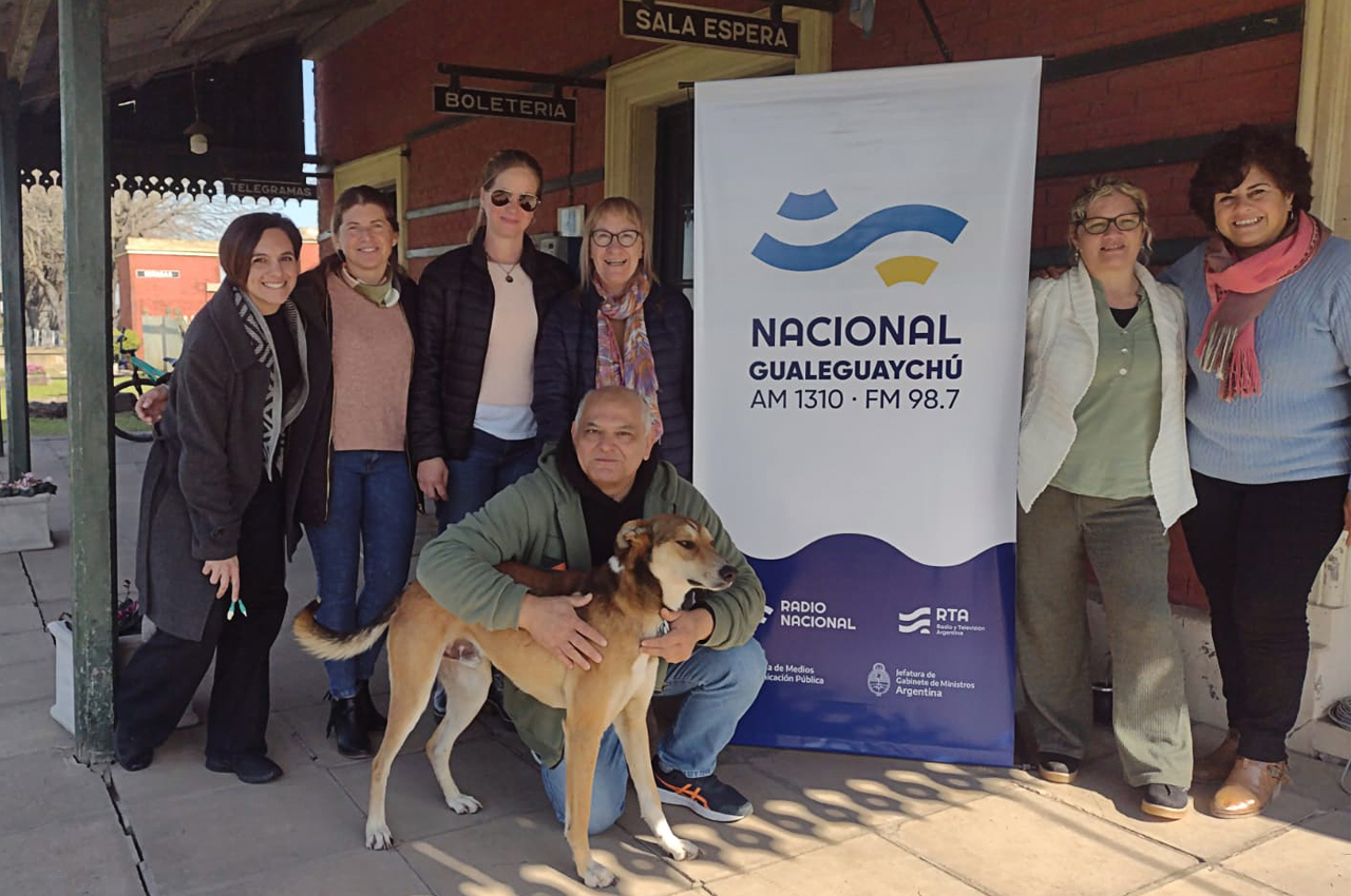 Radio Bandera, transmisiones, capacitación, cultura, arreglos, visitas...